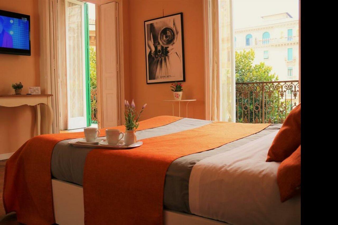 Amedeo Square Bed and Breakfast Νάπολη Εξωτερικό φωτογραφία