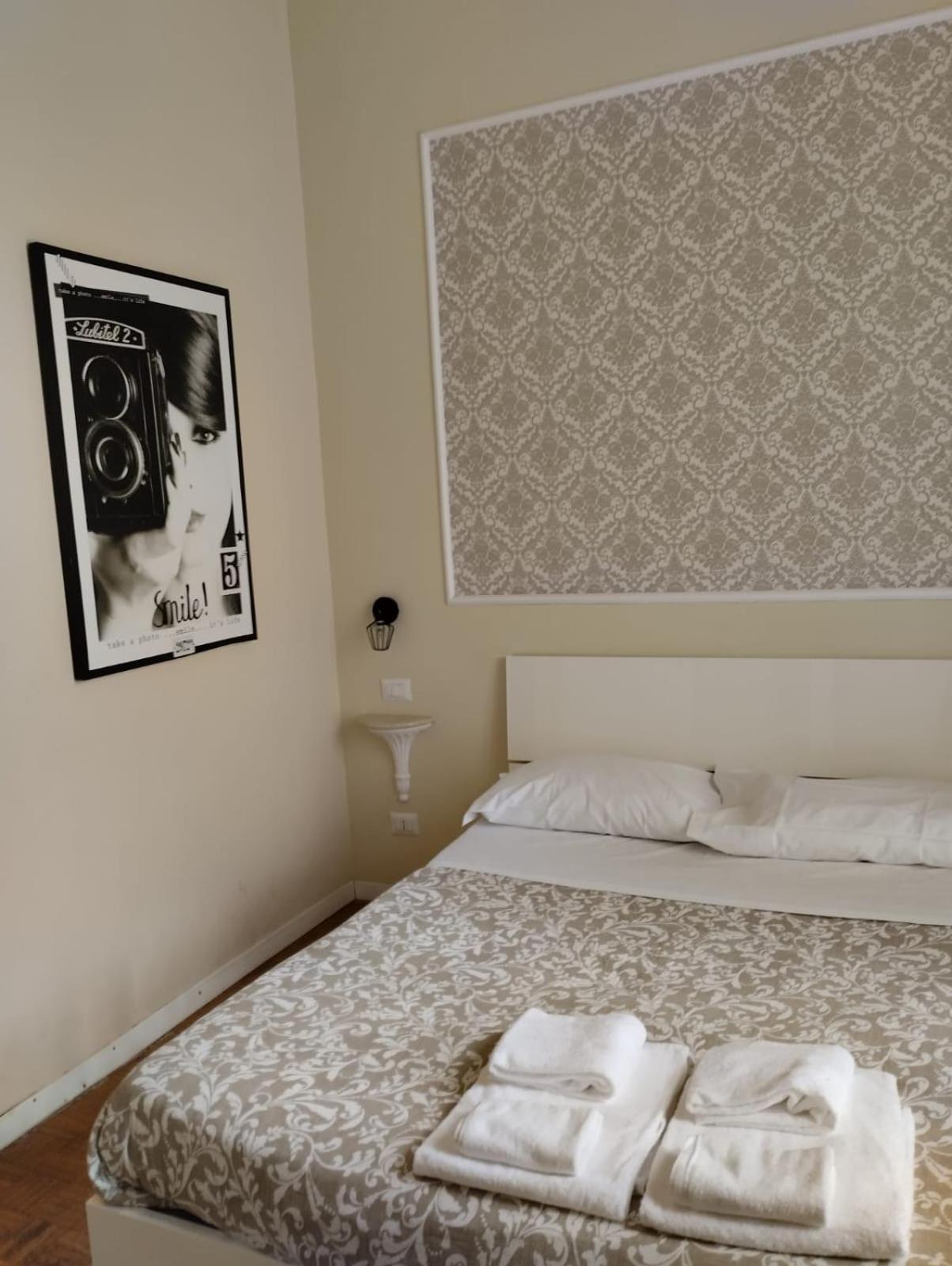 Amedeo Square Bed and Breakfast Νάπολη Εξωτερικό φωτογραφία