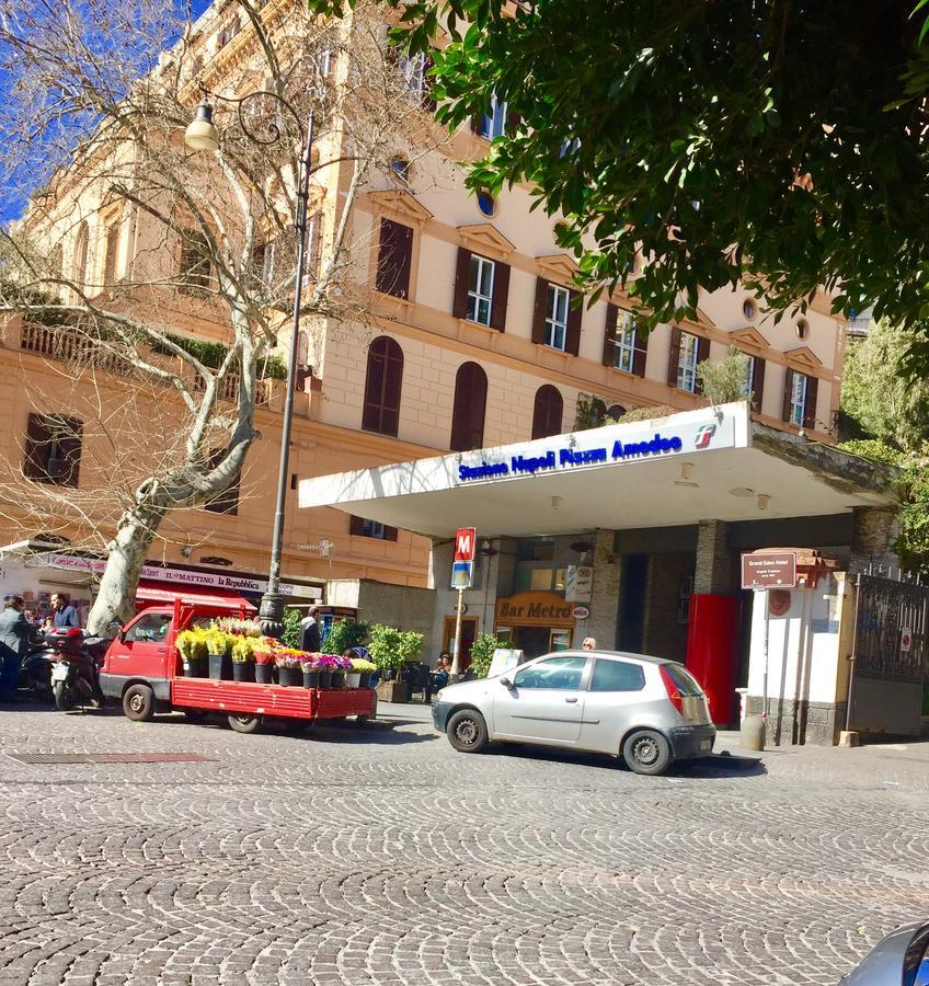 Amedeo Square Bed and Breakfast Νάπολη Εξωτερικό φωτογραφία